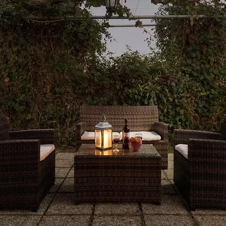 בית נופש Garden Agios Stefanos Corfu