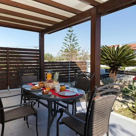 Garden Agios Stefanos Corfu איוס סטפנוס