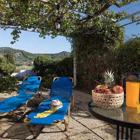 Garden Agios Stefanos Corfu Case de vacanță Agios Stefanos Avliotes (Corfu)