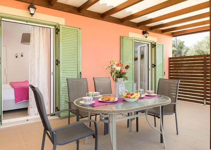 Garden Agios Stefanos Corfu Агиос Стефанос